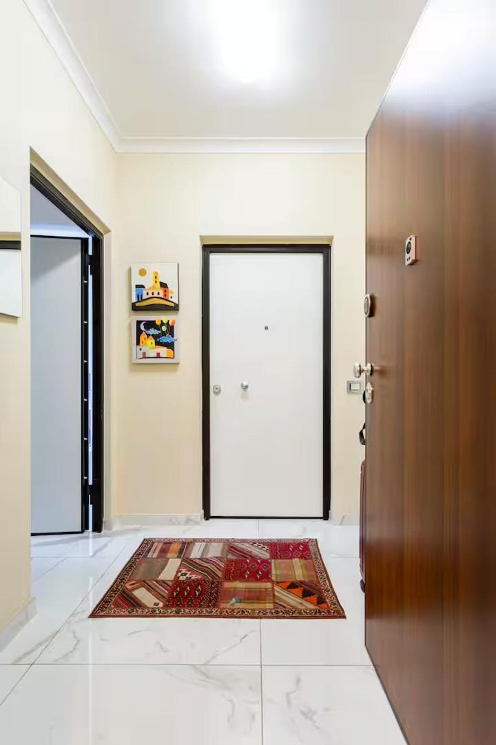 Apartment Arrivasti Stays-piede-a-terre In Centre